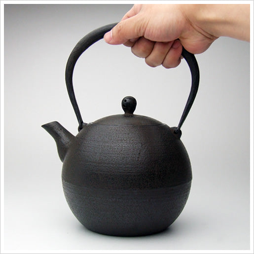Nambu-Ironware Shinju Style (Itome)