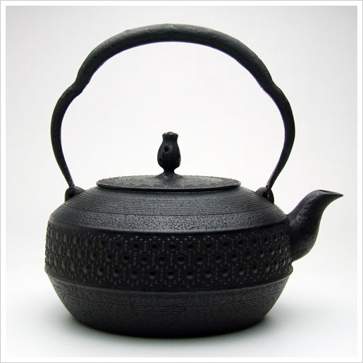 Nambu-Ironware Shajiku Style (Kikkō )